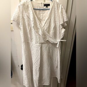 Eloquii White Eyelet Lace Faux Wrap Dress EUC